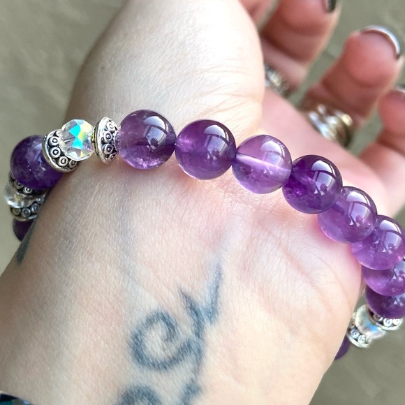 π΄β SALE ! red dot items are 2 for $25 . Bundle more than 3 and its $10 each π - Picture 7 of 15